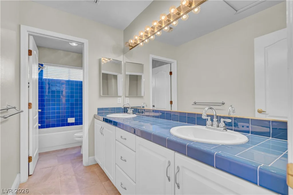 8816 Montagna, Las Vegas, NV 89134