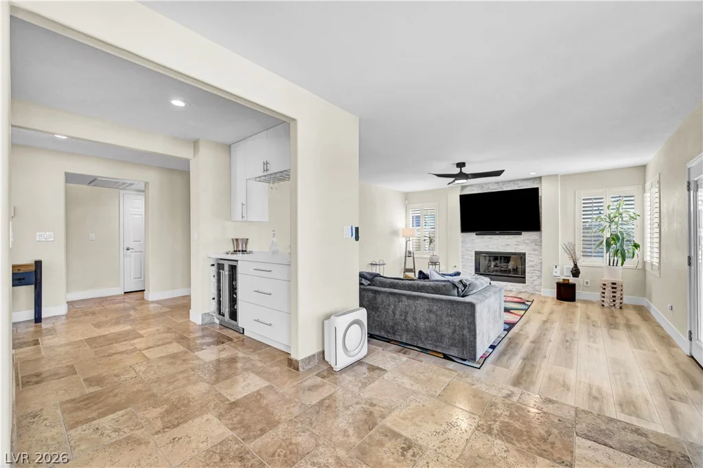5260 Drifting Dunes, Las Vegas, NV 89149