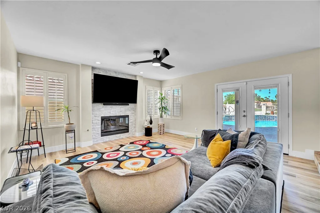 5260 Drifting Dunes, Las Vegas, NV 89149