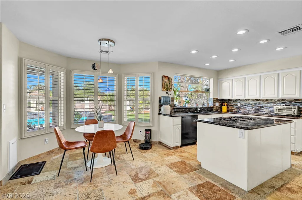 5260 Drifting Dunes, Las Vegas, NV 89149