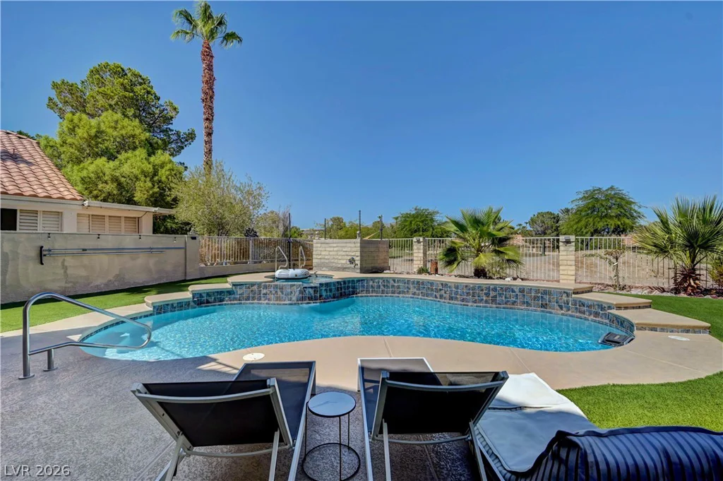 5260 Drifting Dunes, Las Vegas, NV 89149
