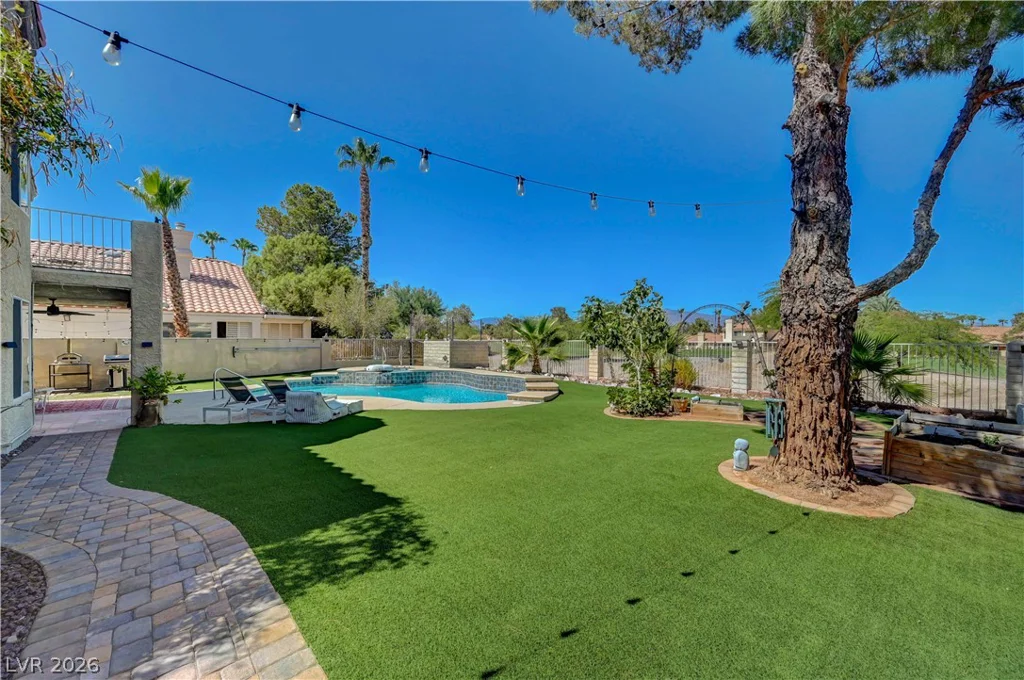 5260 Drifting Dunes, Las Vegas, NV 89149