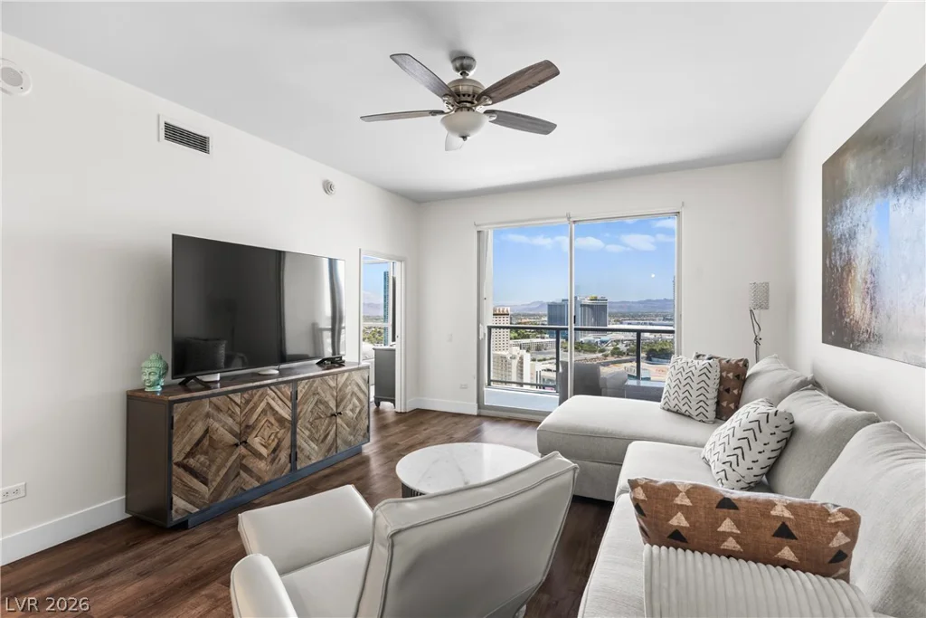 200 Sahara, Las Vegas, NV 89102