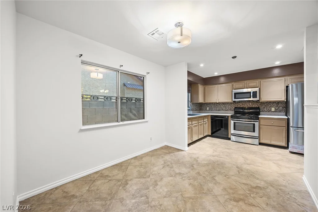 6637 Coastal Breeze, Las Vegas, NV 89108