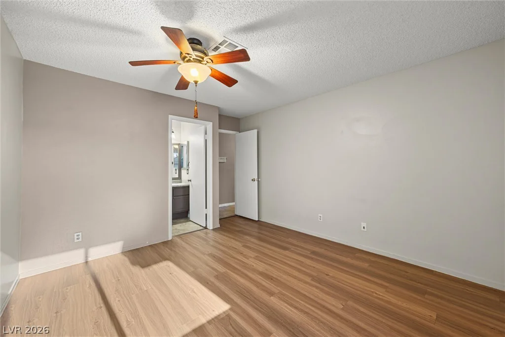 6637 Coastal Breeze, Las Vegas, NV 89108