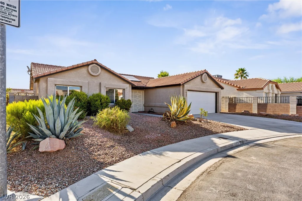 6637 Coastal Breeze, Las Vegas, NV 89108