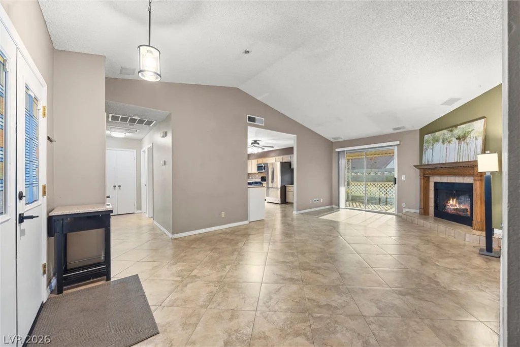 6637 Coastal Breeze, Las Vegas, NV 89108