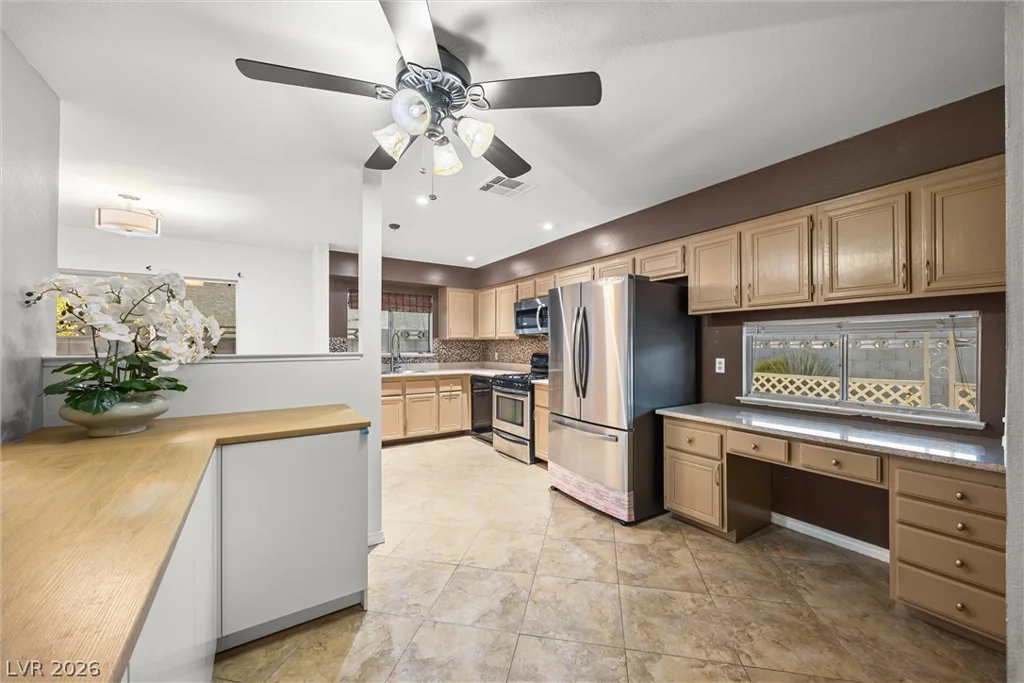 6637 Coastal Breeze, Las Vegas, NV 89108
