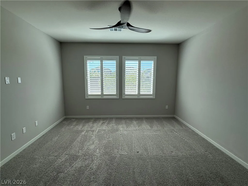 6727 Traveling Palmer, North Las Vegas, NV 89086