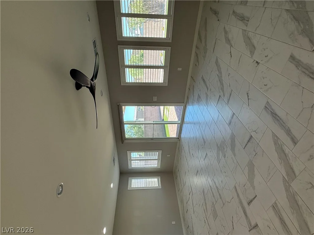 6727 Traveling Palmer, North Las Vegas, NV 89086