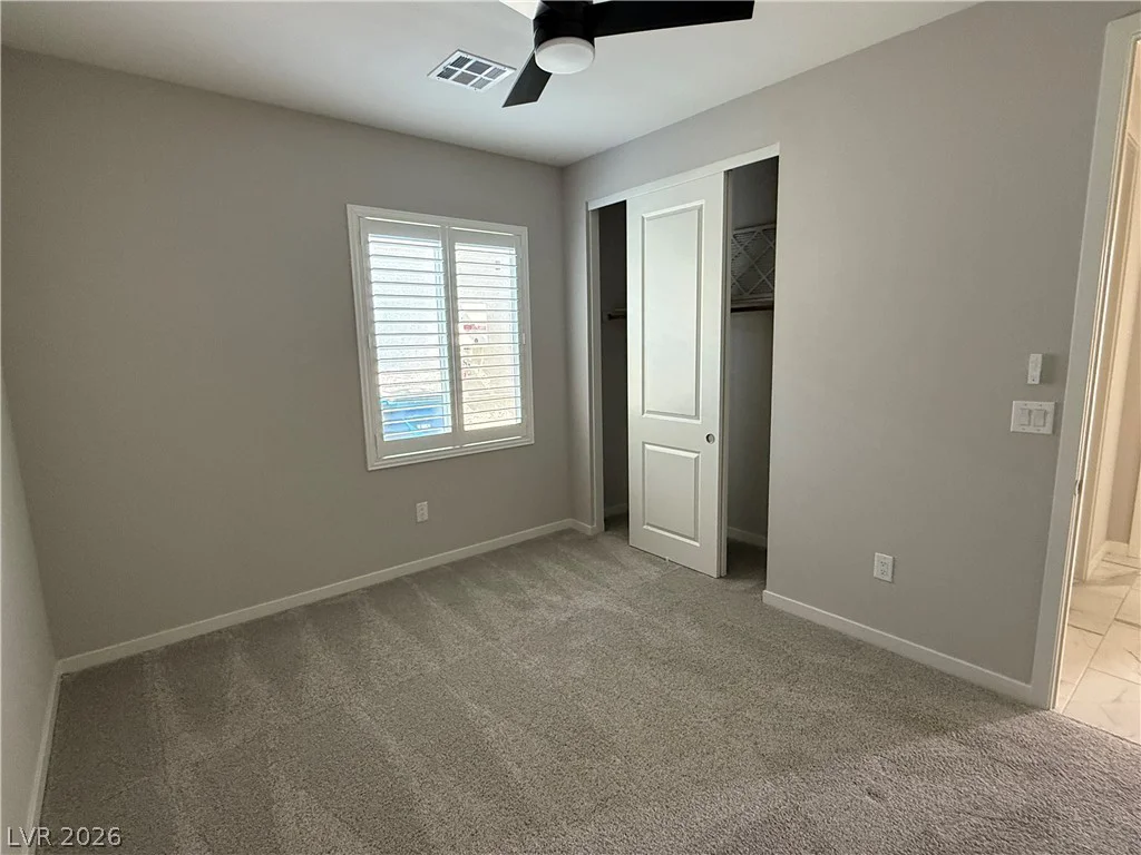 6727 Traveling Palmer, North Las Vegas, NV 89086