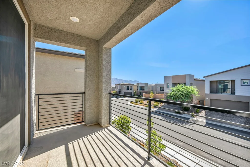 8843 Roadrunner Ravine, Las Vegas, NV 89166