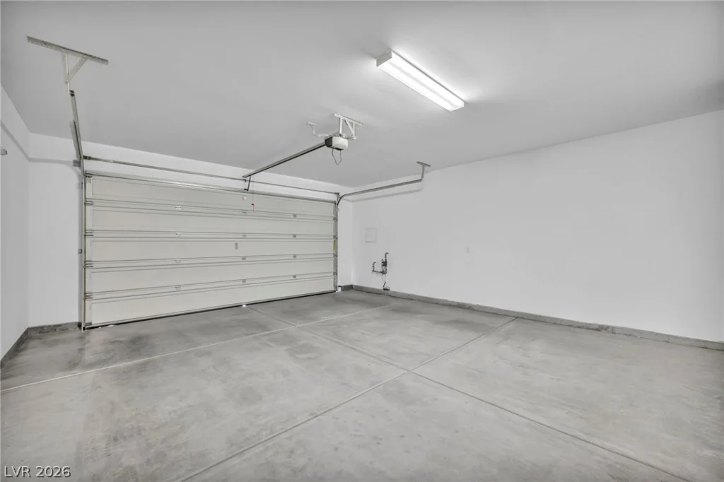8843 Roadrunner Ravine, Las Vegas, NV 89166