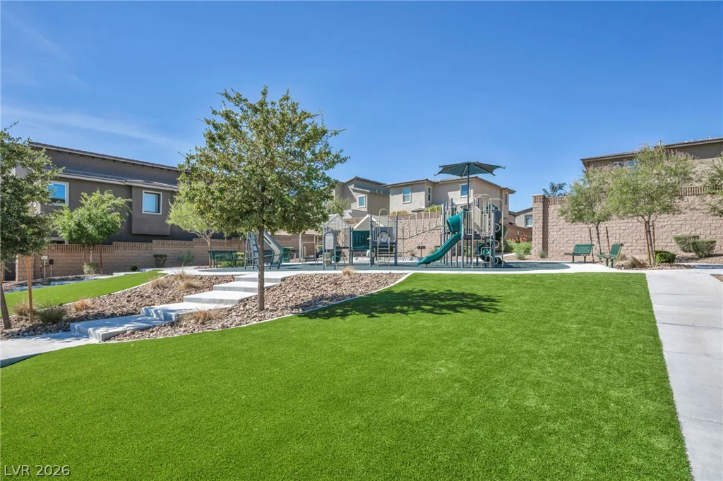 8843 Roadrunner Ravine, Las Vegas, NV 89166