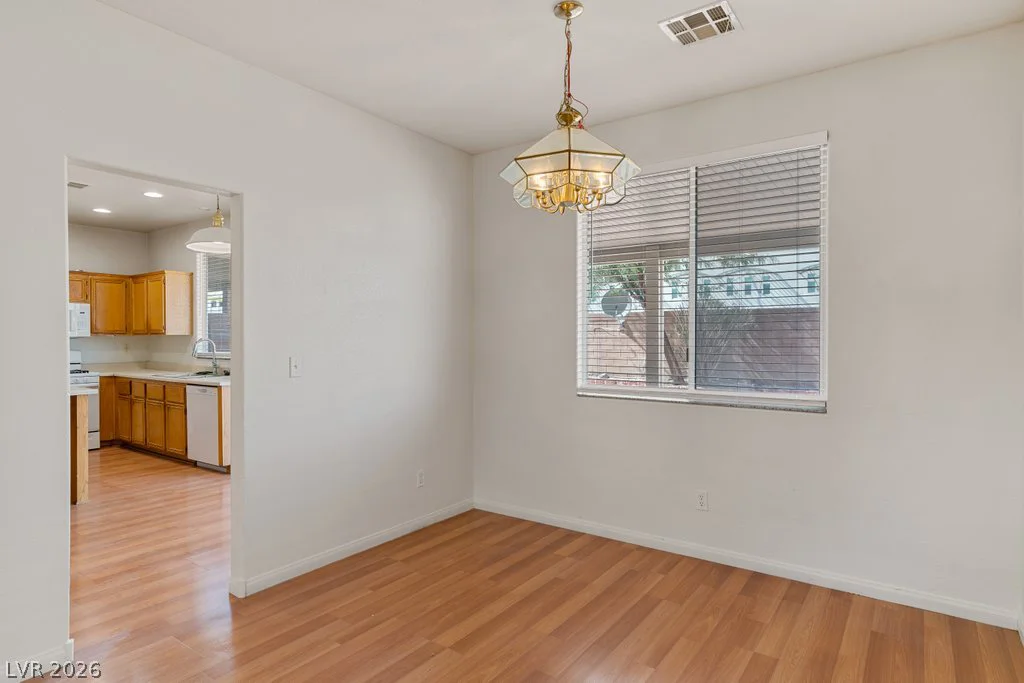 8818 Sierra Linda, Las Vegas, NV 89147