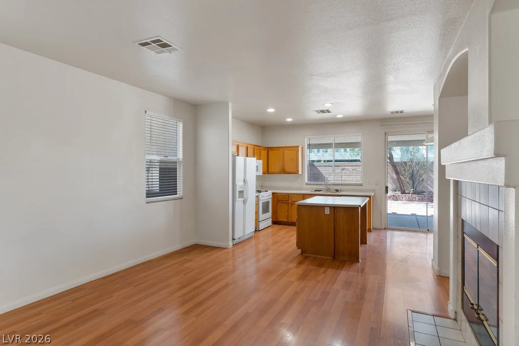 8818 Sierra Linda, Las Vegas, NV 89147
