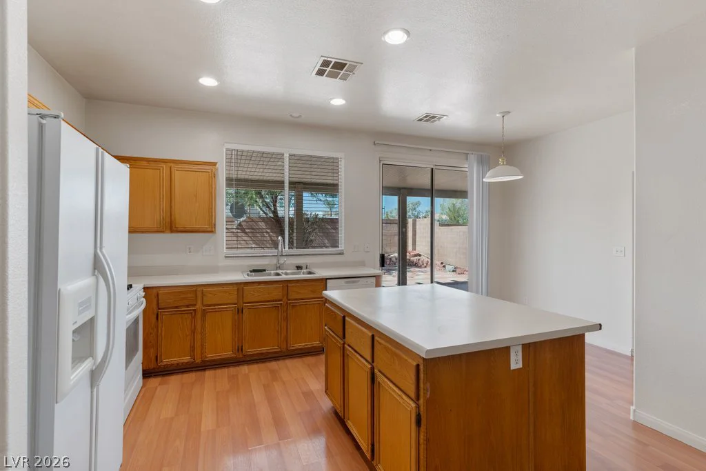 8818 Sierra Linda, Las Vegas, NV 89147