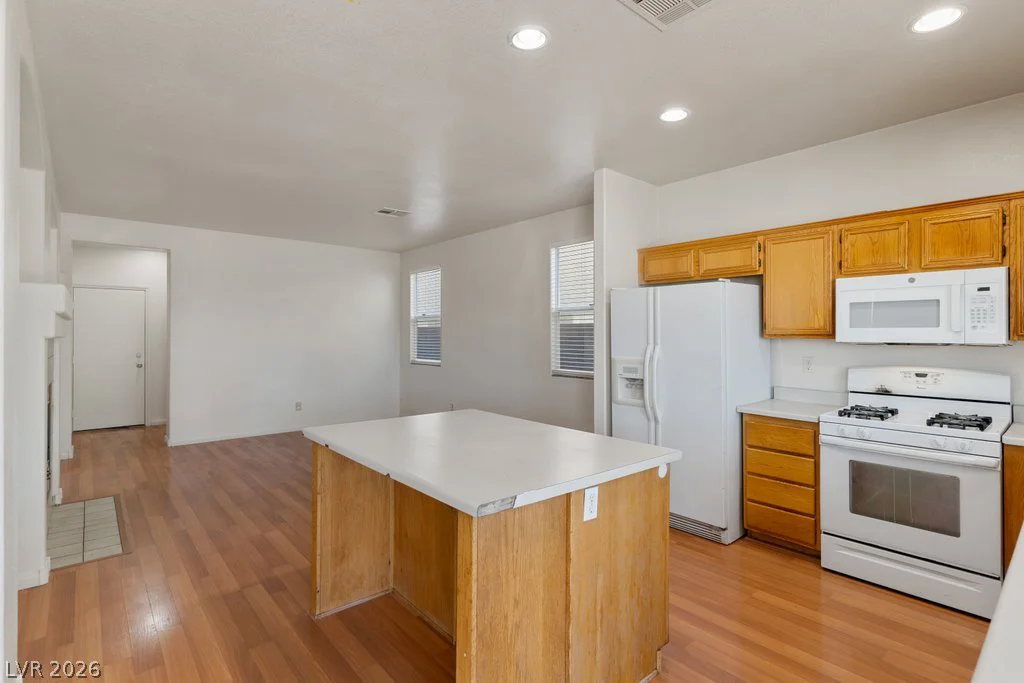 8818 Sierra Linda, Las Vegas, NV 89147