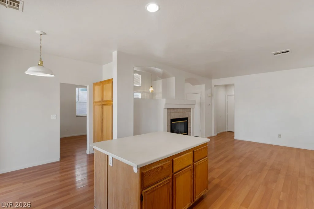 8818 Sierra Linda, Las Vegas, NV 89147