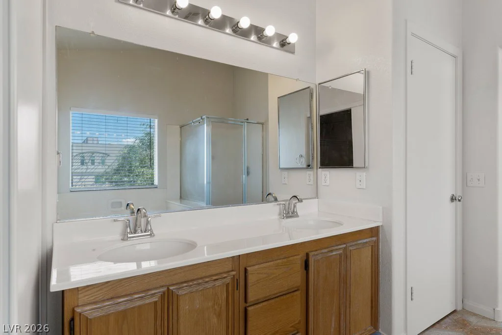 8818 Sierra Linda, Las Vegas, NV 89147