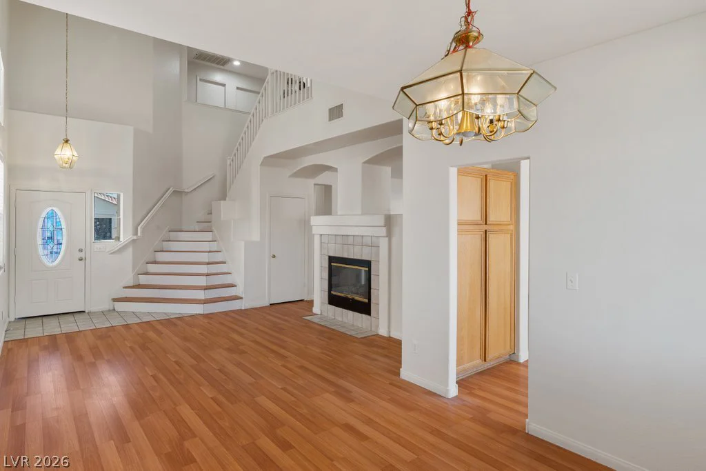 8818 Sierra Linda, Las Vegas, NV 89147