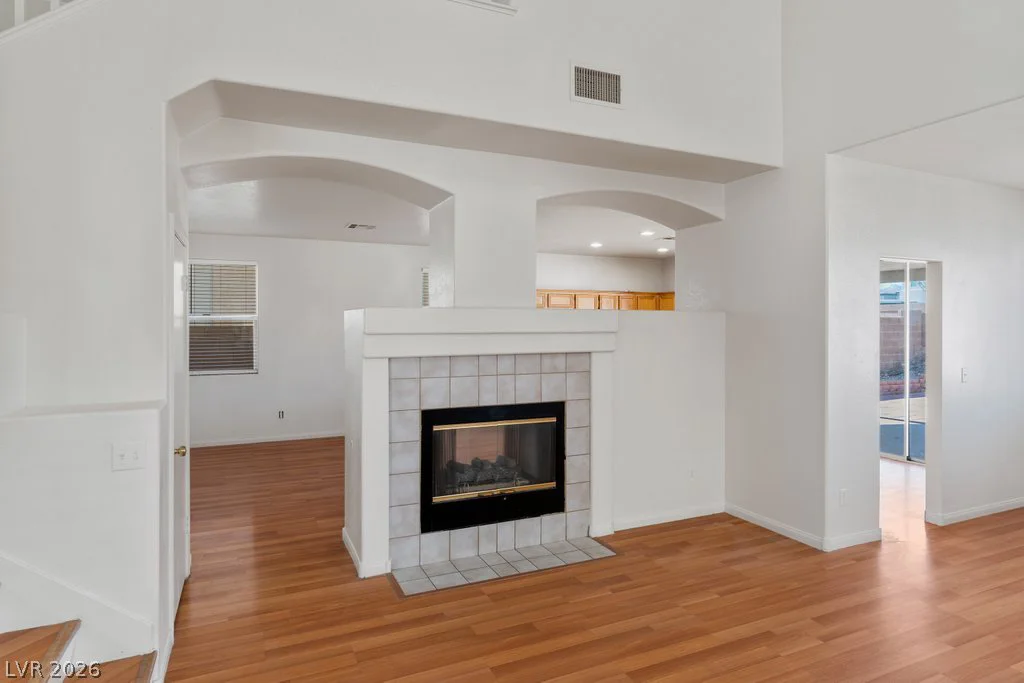 8818 Sierra Linda, Las Vegas, NV 89147