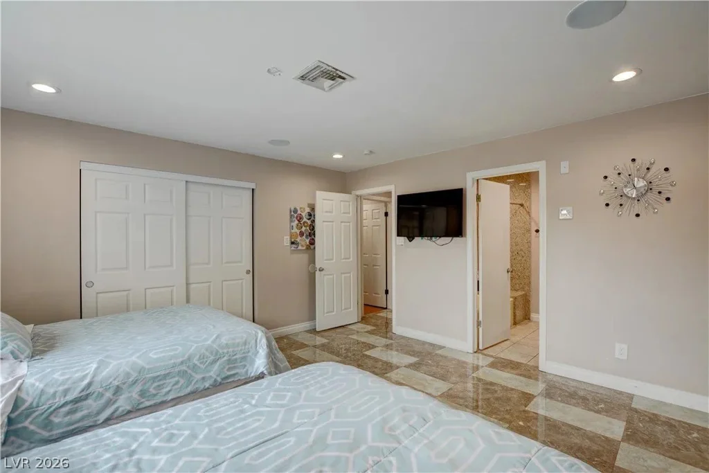 2720 Quail, Las Vegas, NV 89120