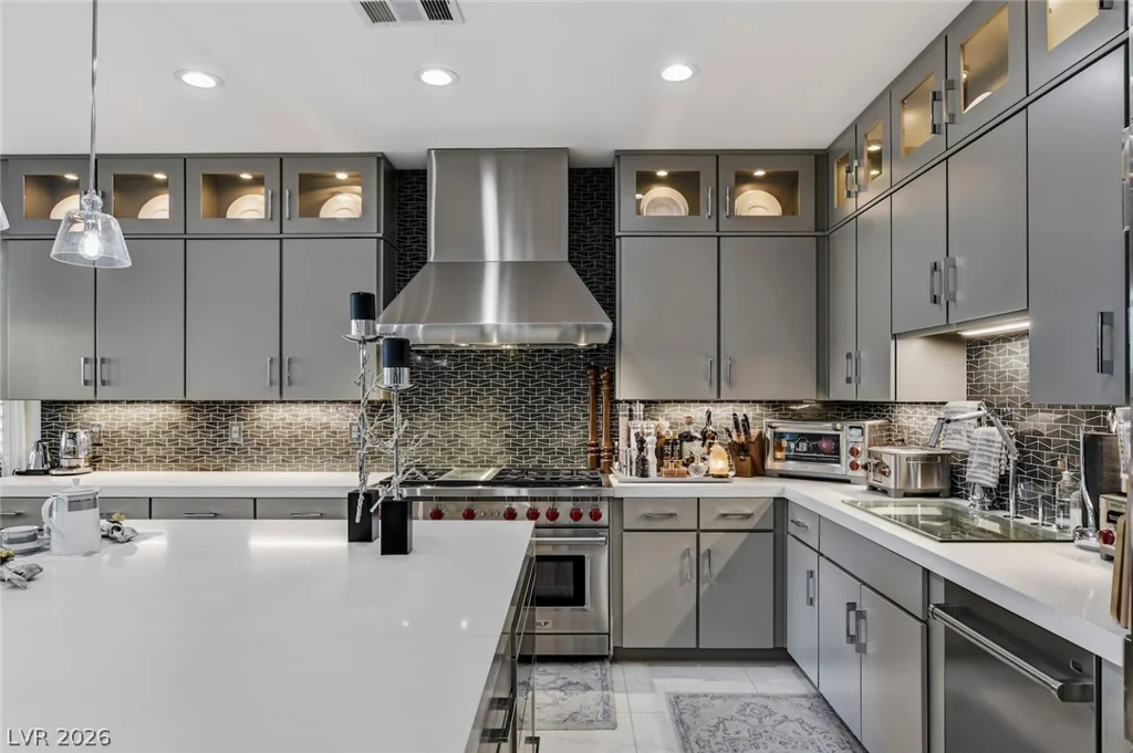10721 Capesthorne, Las Vegas, NV 89135