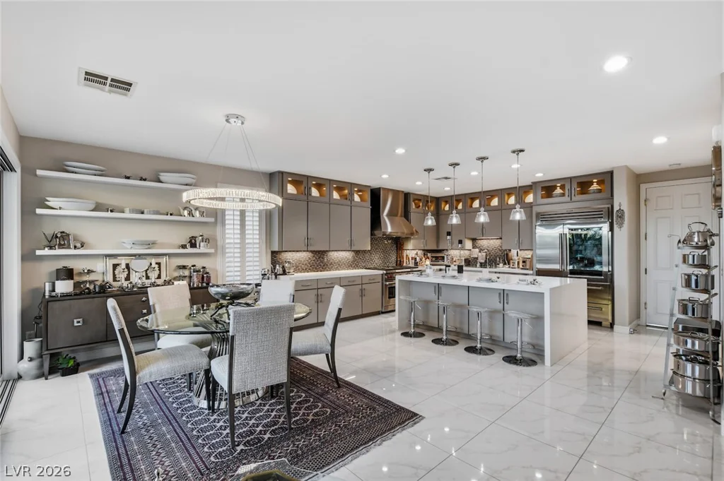 10721 Capesthorne, Las Vegas, NV 89135