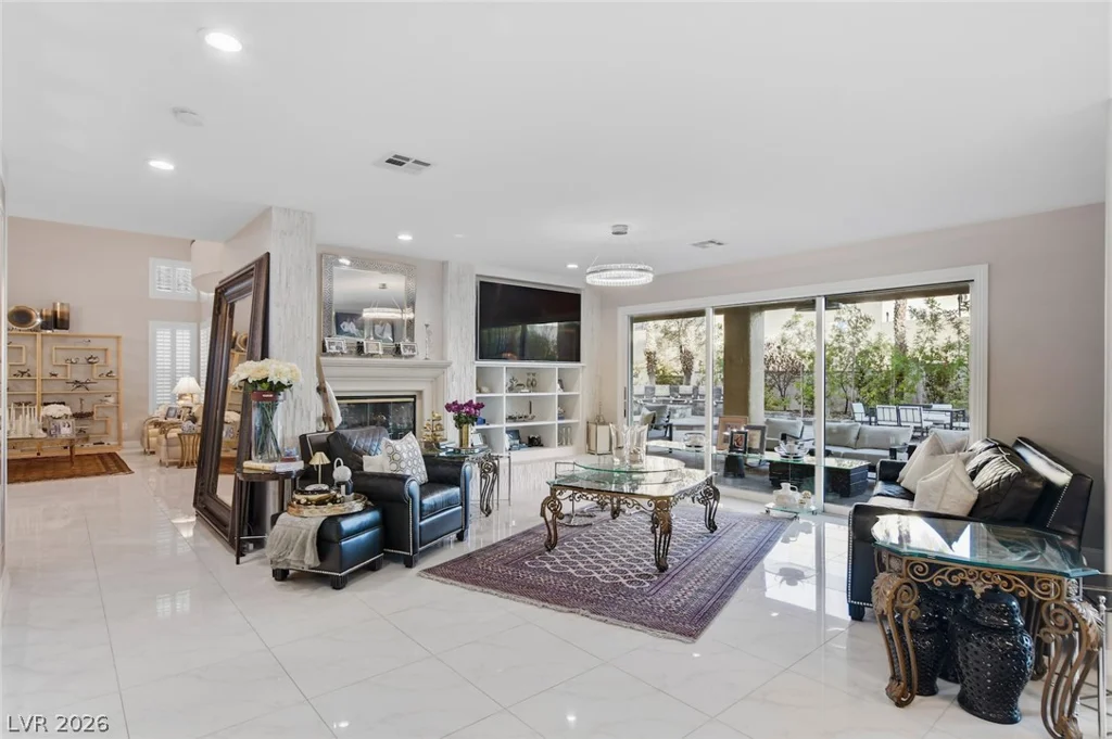10721 Capesthorne, Las Vegas, NV 89135