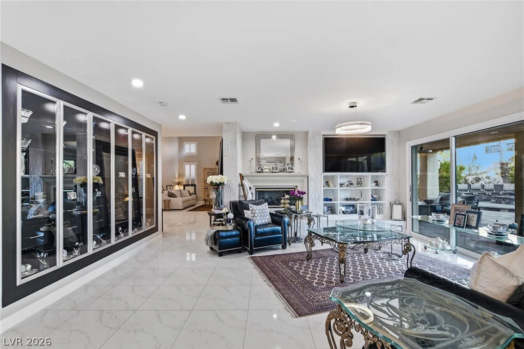10721 Capesthorne, Las Vegas, NV 89135