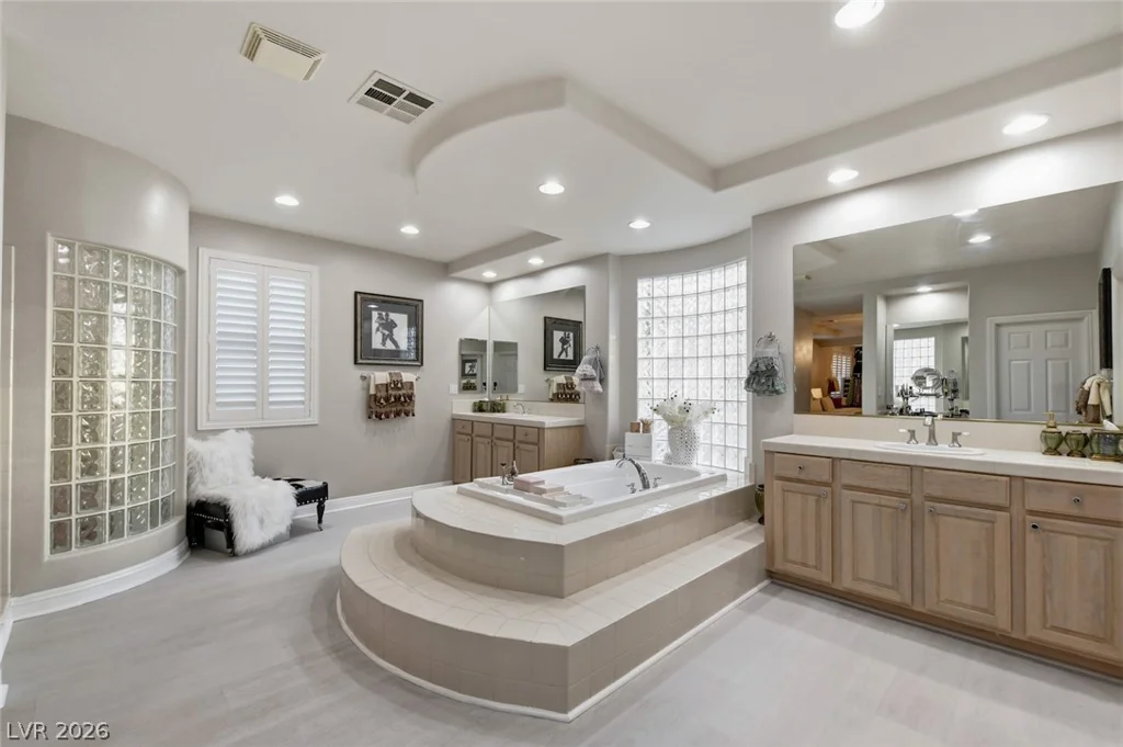 10721 Capesthorne, Las Vegas, NV 89135