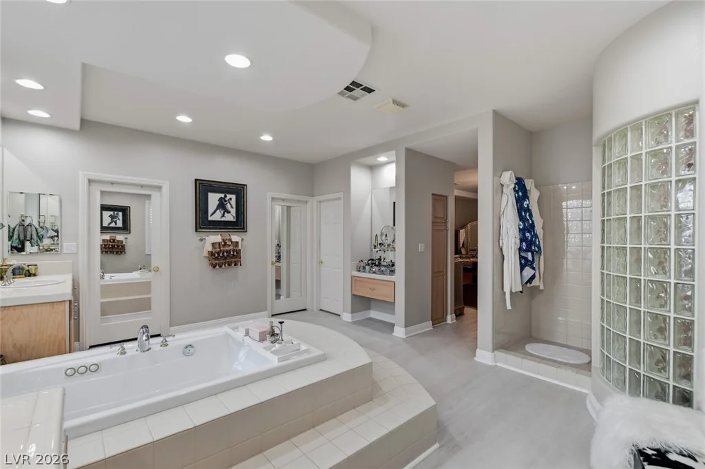 10721 Capesthorne, Las Vegas, NV 89135