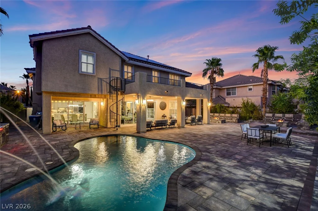 10721 Capesthorne, Las Vegas, NV 89135