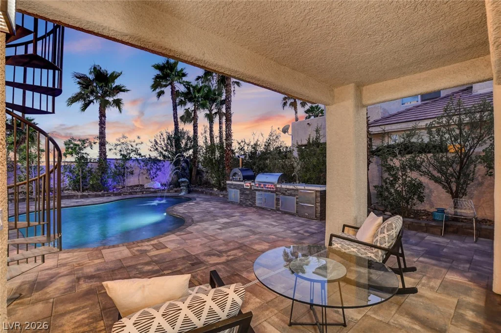 10721 Capesthorne, Las Vegas, NV 89135