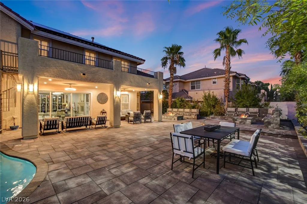 10721 Capesthorne, Las Vegas, NV 89135