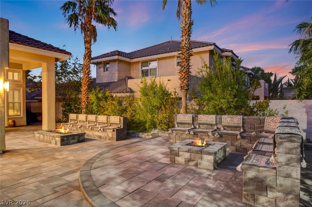 10721 Capesthorne, Las Vegas, NV 89135