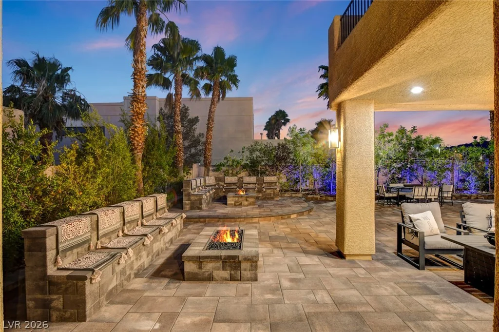 10721 Capesthorne, Las Vegas, NV 89135