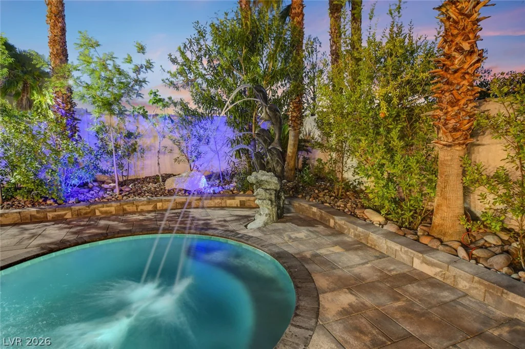 10721 Capesthorne, Las Vegas, NV 89135