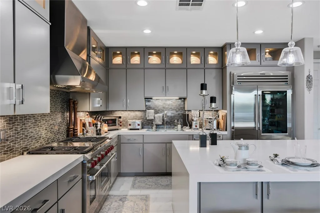 10721 Capesthorne, Las Vegas, NV 89135