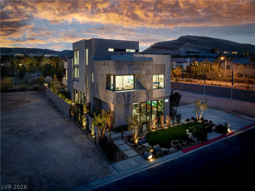 3956 Heron Fairway, Las Vegas, NV 89141
