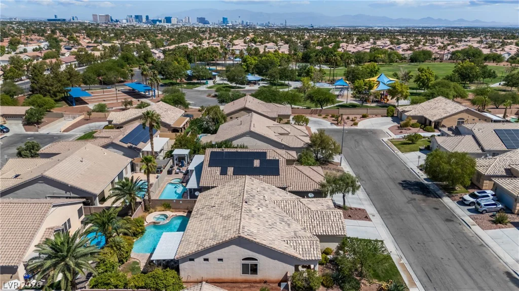 8739 Running Waters, Las Vegas, NV 89123