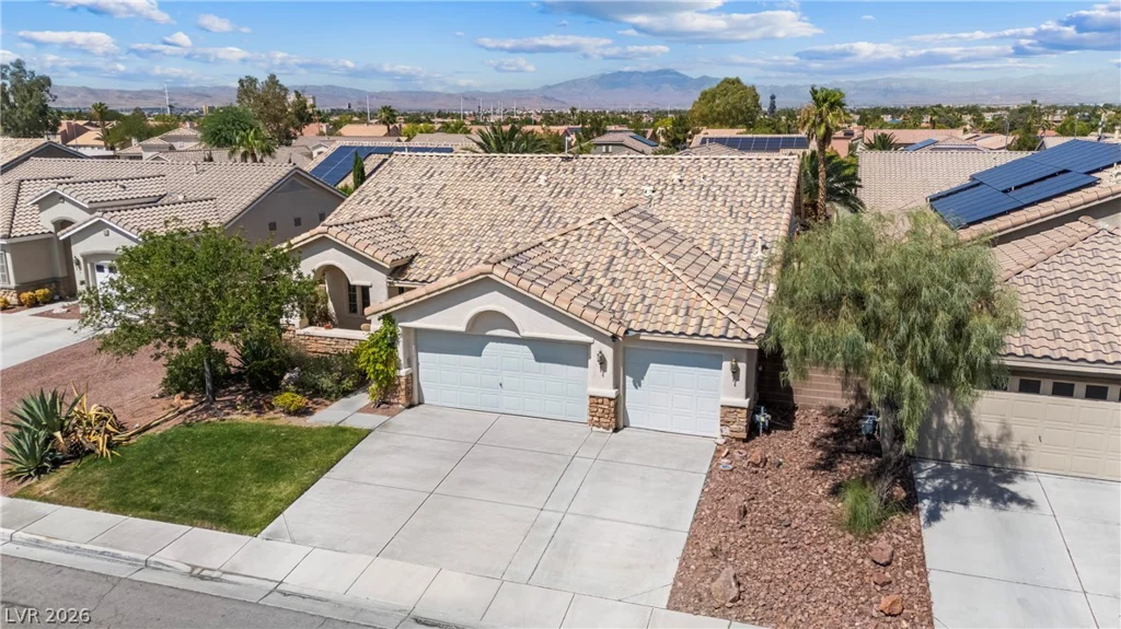 8739 Running Waters, Las Vegas, NV 89123