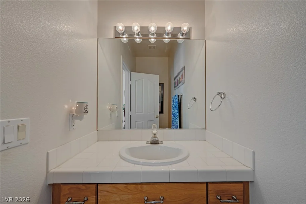 4665 Ashington, Las Vegas, NV 89147