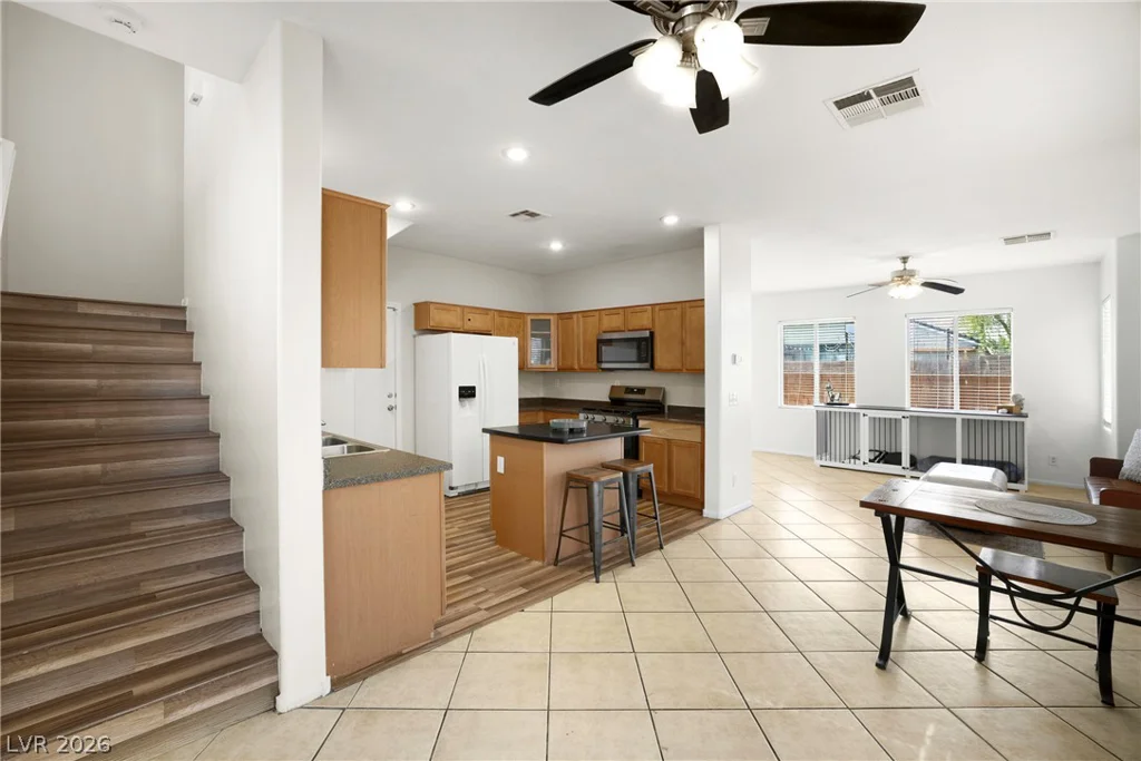 10645 Lessona, Las Vegas, NV 89141
