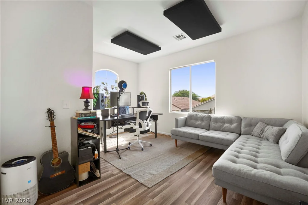10645 Lessona, Las Vegas, NV 89141
