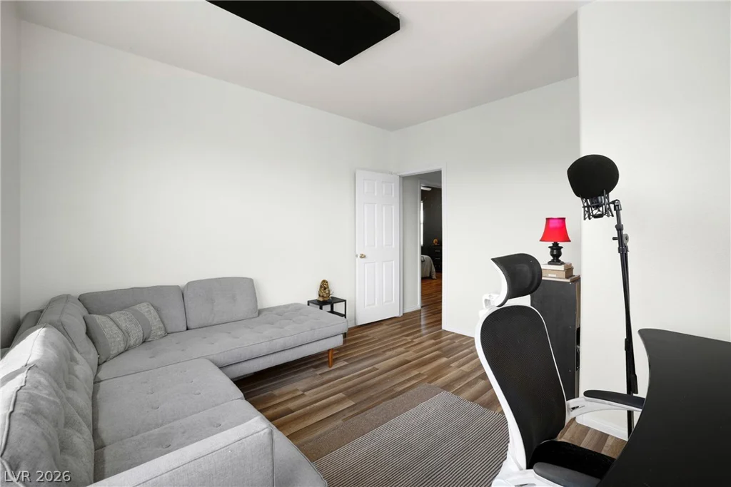 10645 Lessona, Las Vegas, NV 89141