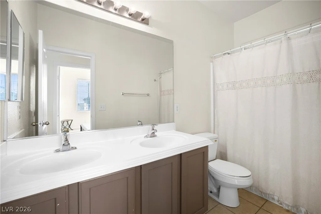 10645 Lessona, Las Vegas, NV 89141