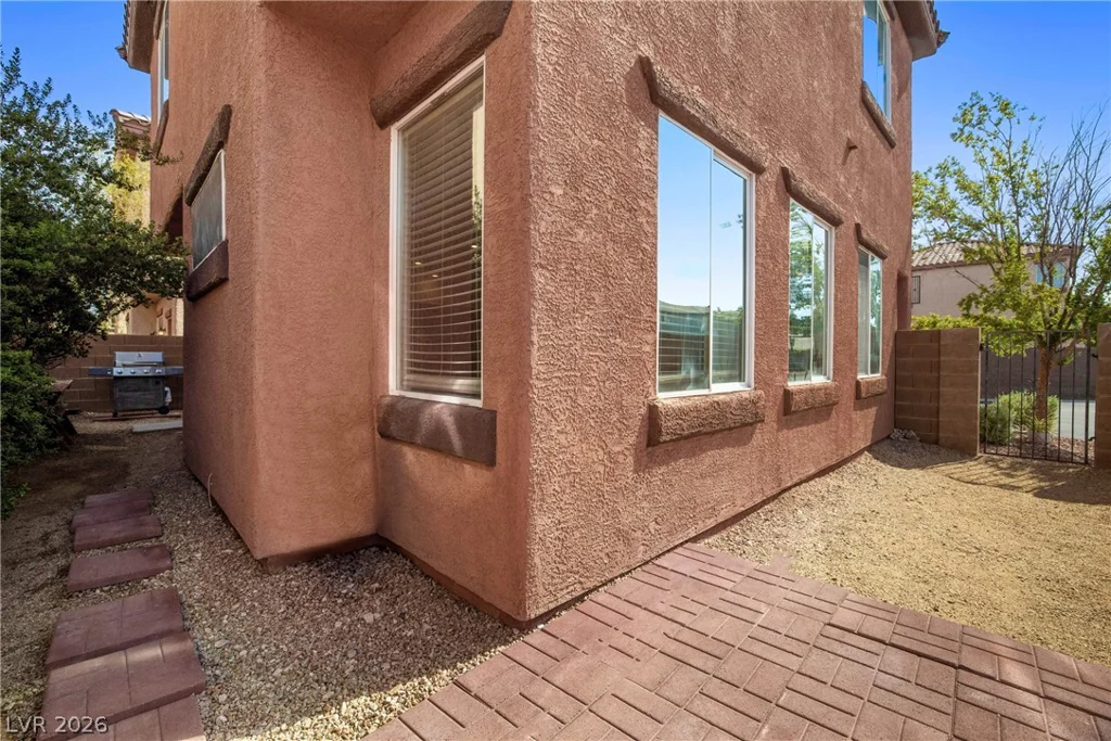10645 Lessona, Las Vegas, NV 89141