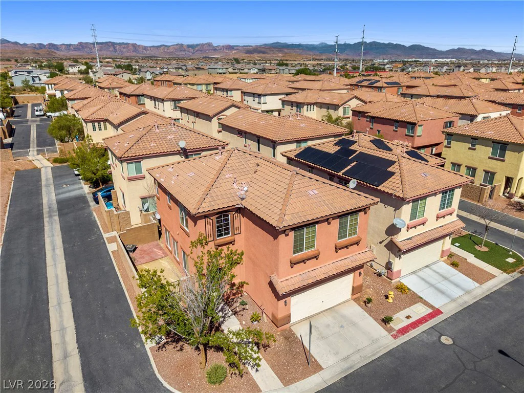 10645 Lessona, Las Vegas, NV 89141